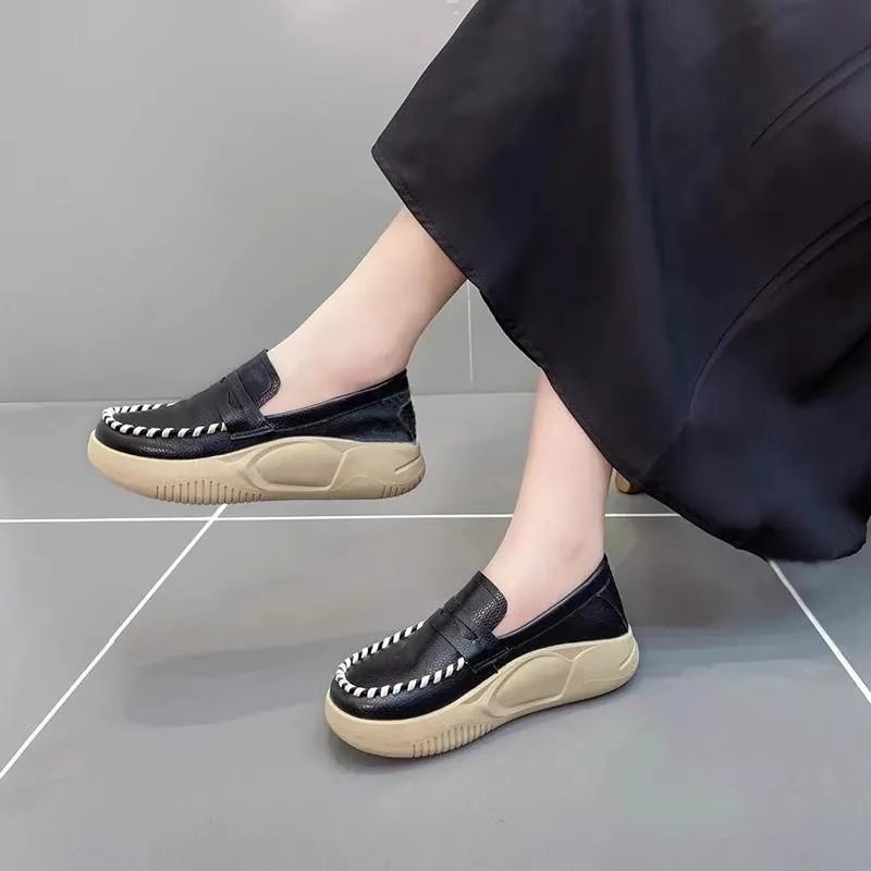 Anti-slip slip-on shoes