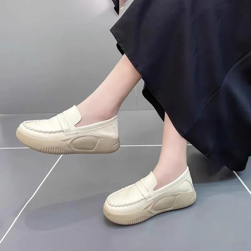 Anti-slip slip-on shoes
