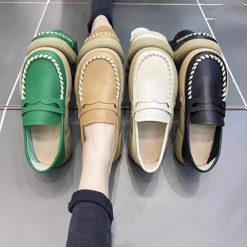 Anti-slip slip-on shoes