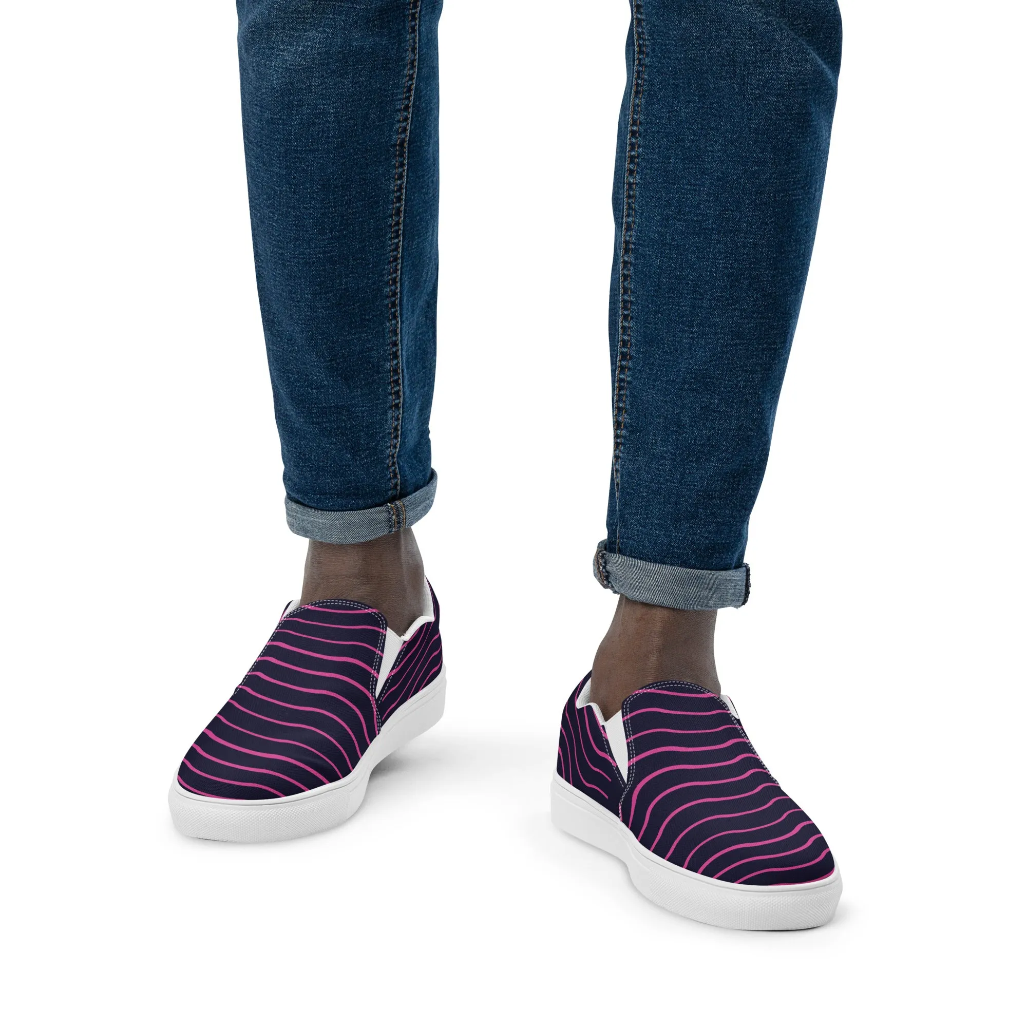BE LIKE WATER Men’s Slip-On Canvas Shoes (Pink Lines)