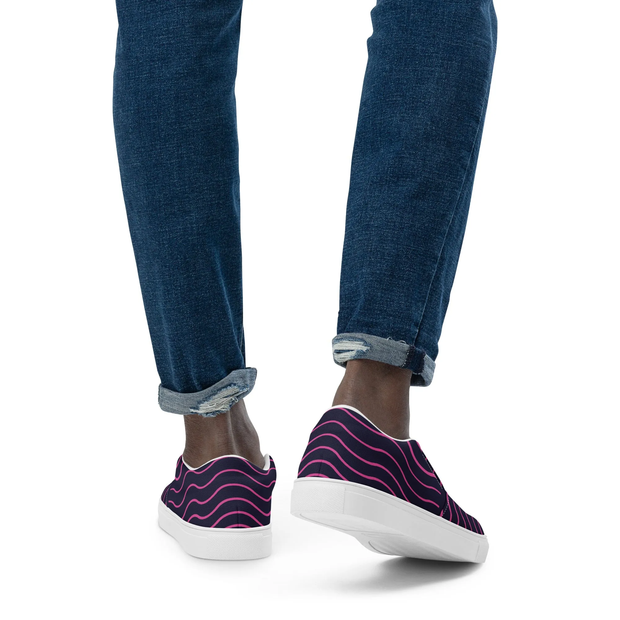BE LIKE WATER Men’s Slip-On Canvas Shoes (Pink Lines)