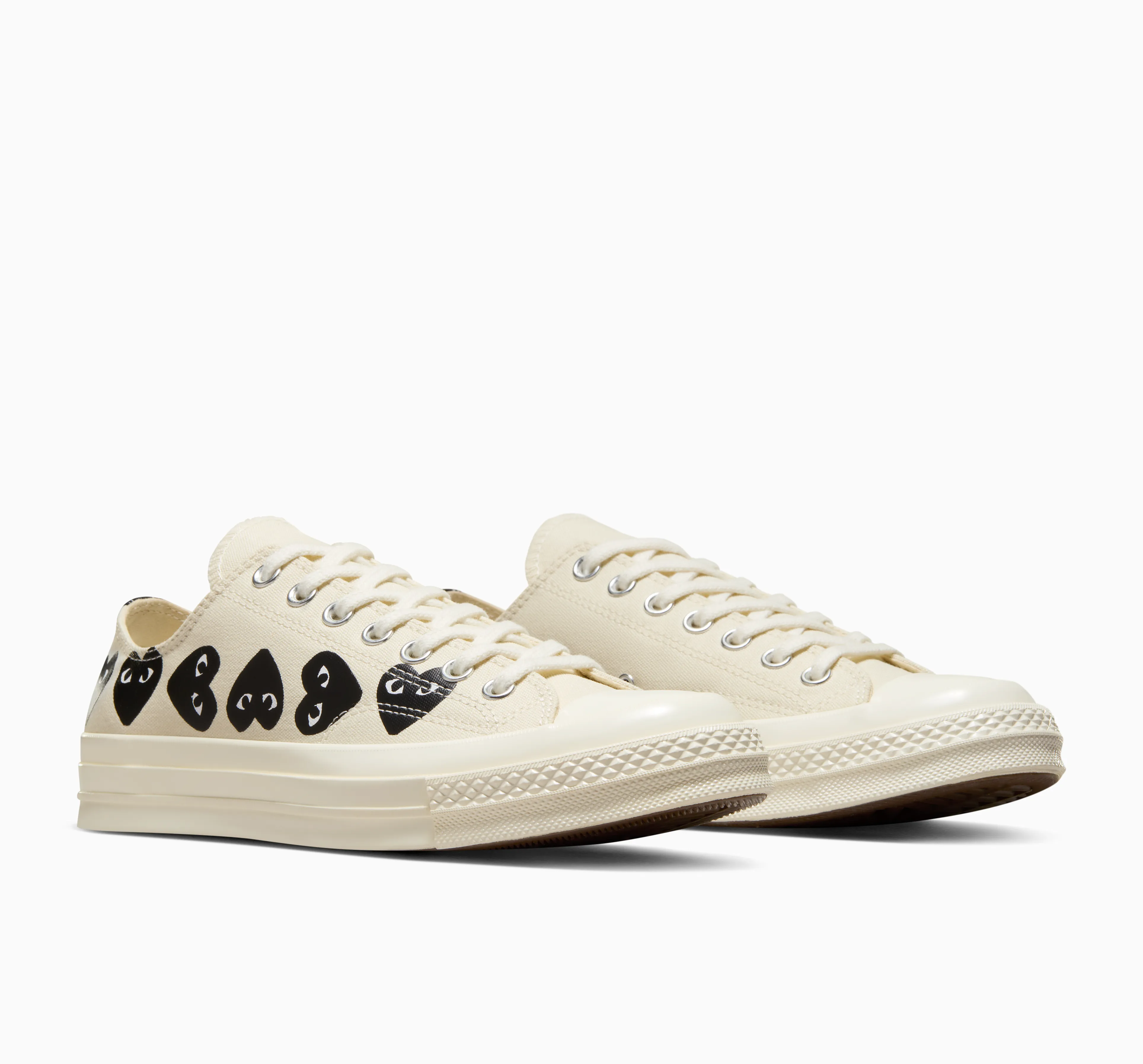 Multi Black Heart Chuck Taylor All Star '70 Low Sneakers (White)