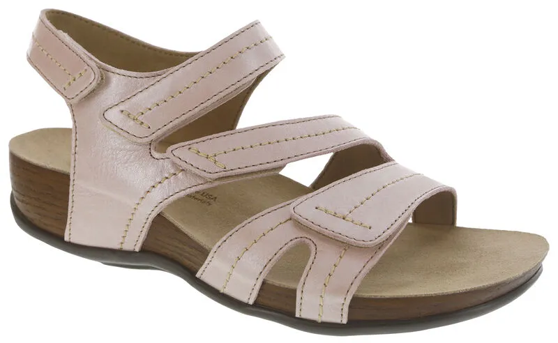Women's SAS Swerve Strap Sandal